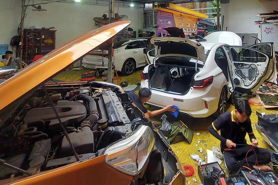 Top địa chỉ độ đèn xe ô tô tại Nghệ An